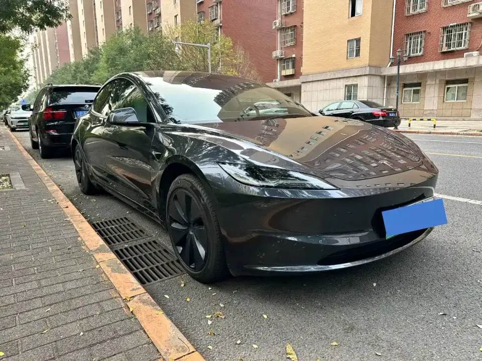 Tesla Model 3 Rear-Wheel Drive 2024