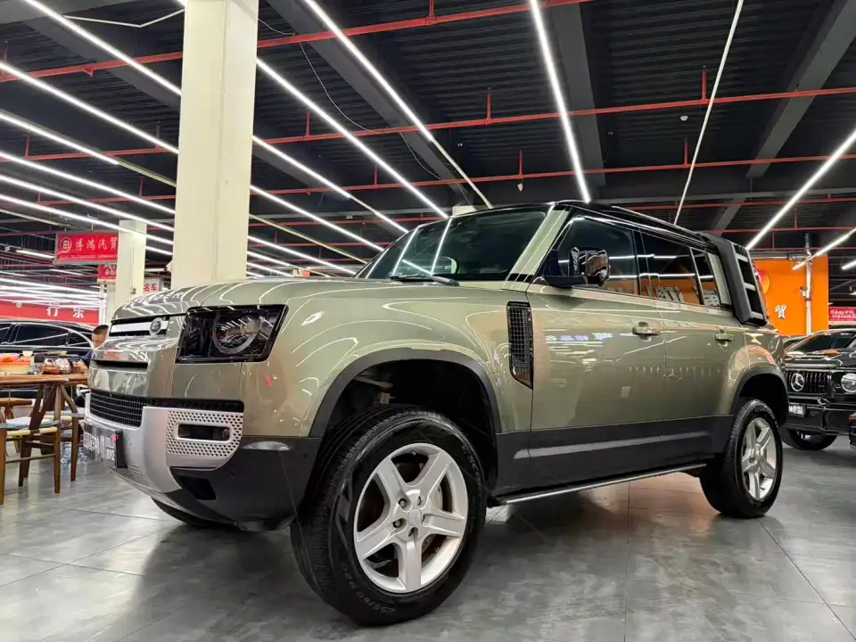 Land Rover Defender Model 110 P400 SE 2020