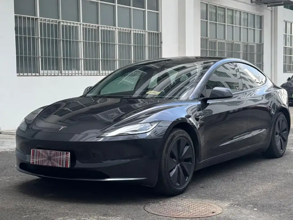 Tesla Model 3 Rear-Wheel Drive 2024