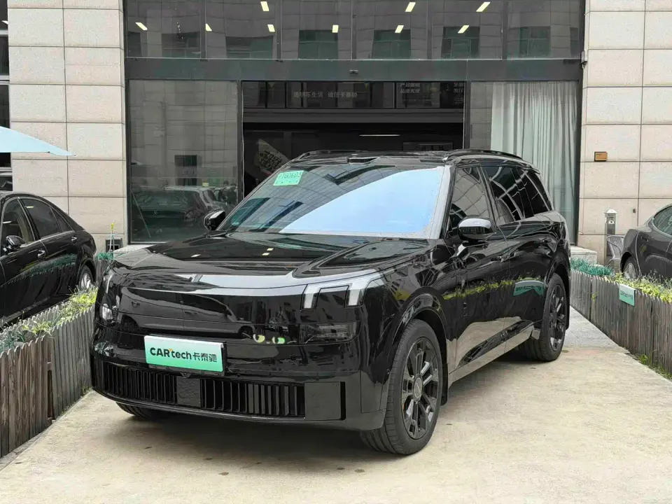 Lynk & Co 900 2.0T Ultra 2026