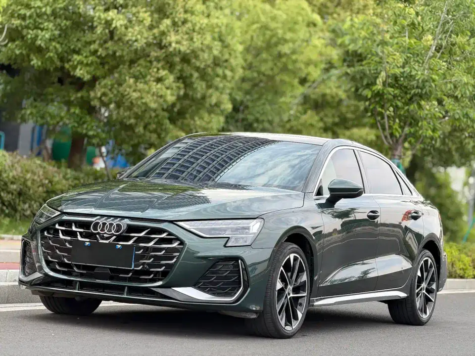 Audi A3 A3L Limousine 35TFSI Flying Premium 2025