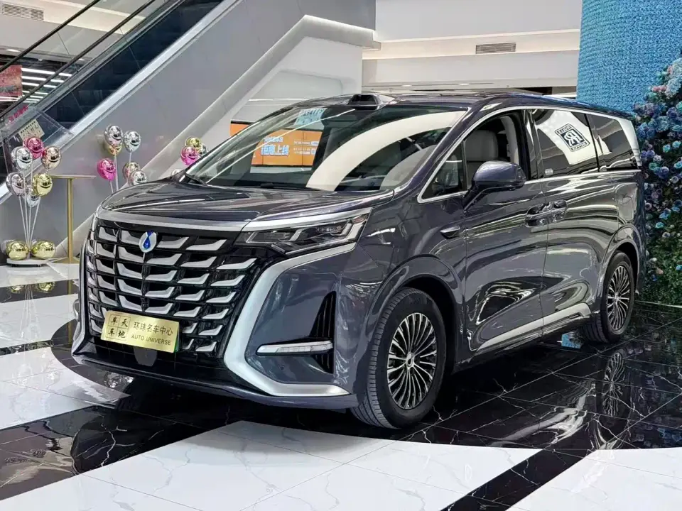 Denza D9 DM-i Smart Drive Edition 1020 AWD Prestige 2025