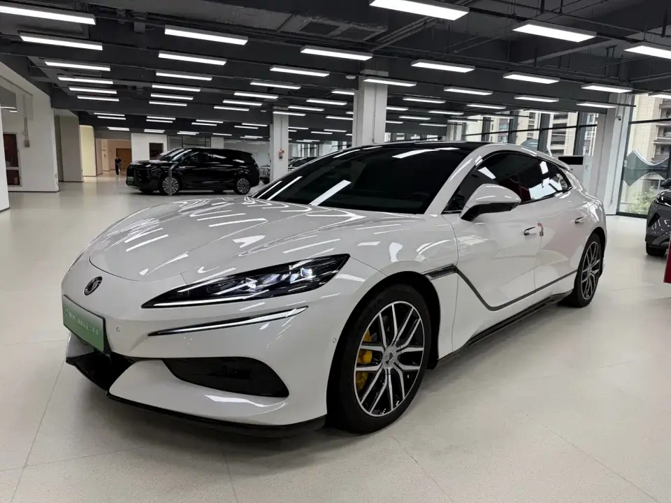 Denza Z9GT Model 630 AWD Pro Edition 2024