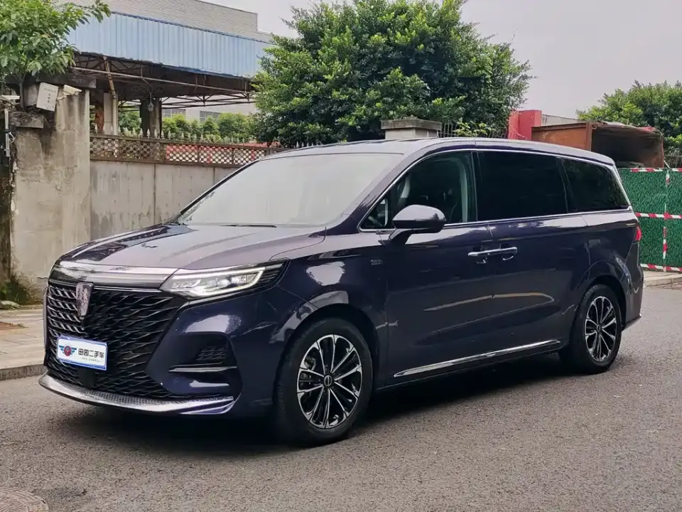 Roewe iMAX8 400TGI Flagship 2023