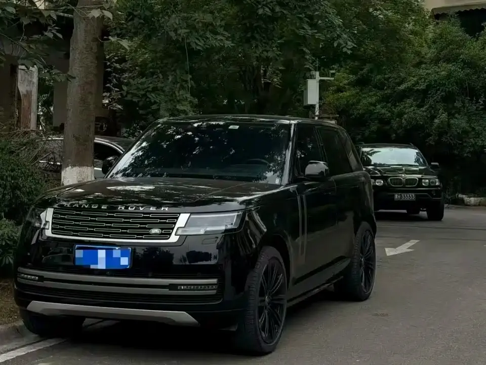Land Rover Range Rover 3.0 L6 360PS Golden Age Edition 2023