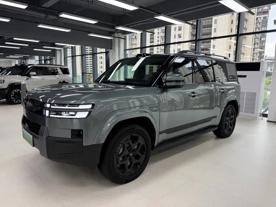 Fangchengbao Titanium 7 AWD Base Model 2025