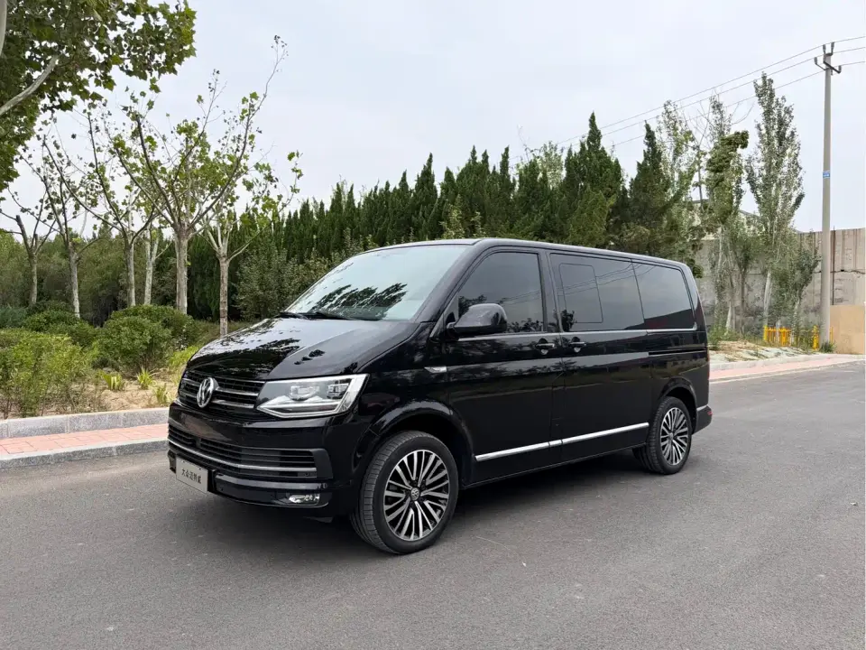 Volkswagen Multivan 2.0TSI 4WD Premium 7-seater 2019