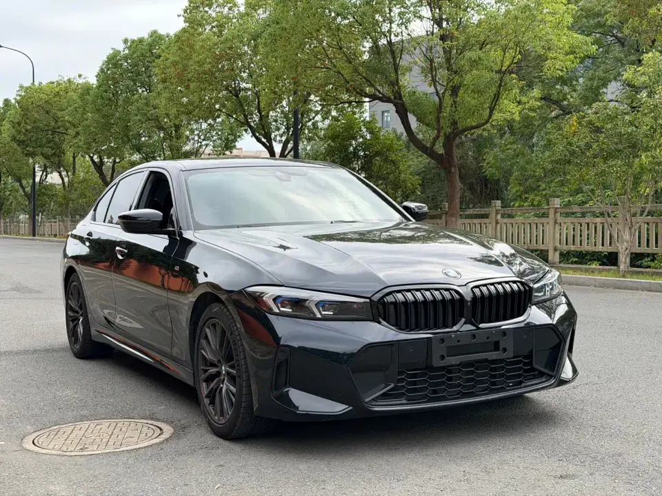 BMW 3 Series 330i M Sport Shadow Edition 2023