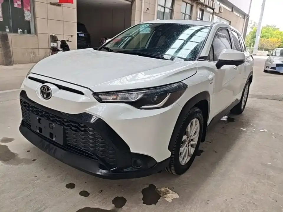 Toyota Frontlander 2.0L CVT Leading Edition 2023
