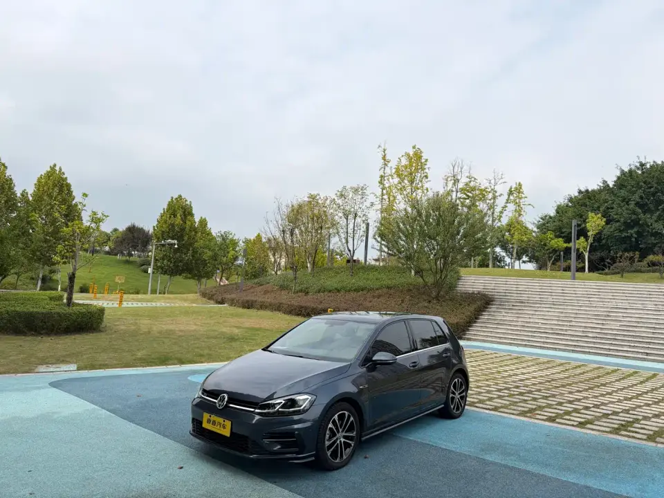 Volkswagen Golf 280TSI DSG R-Line China VI 2019