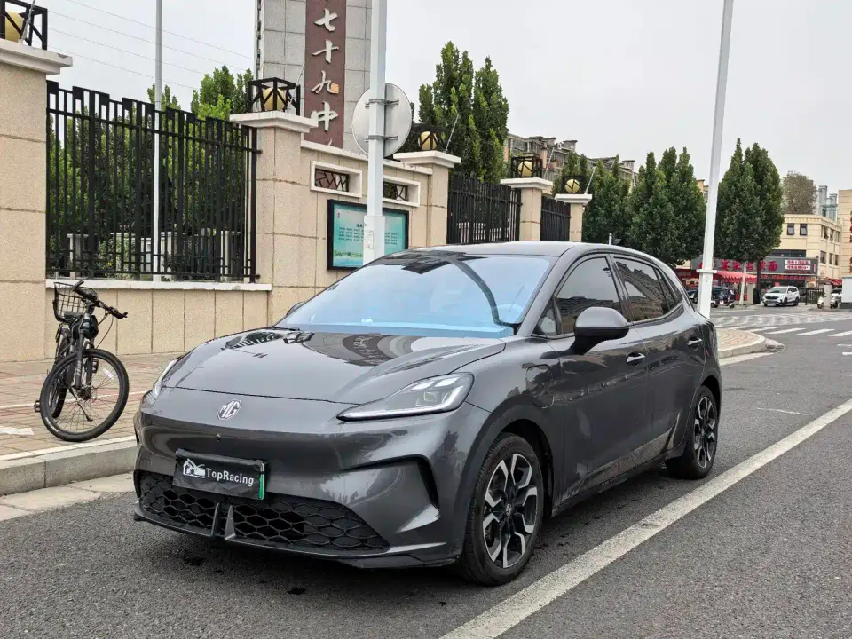 MG MG4 EV Base Model 2025