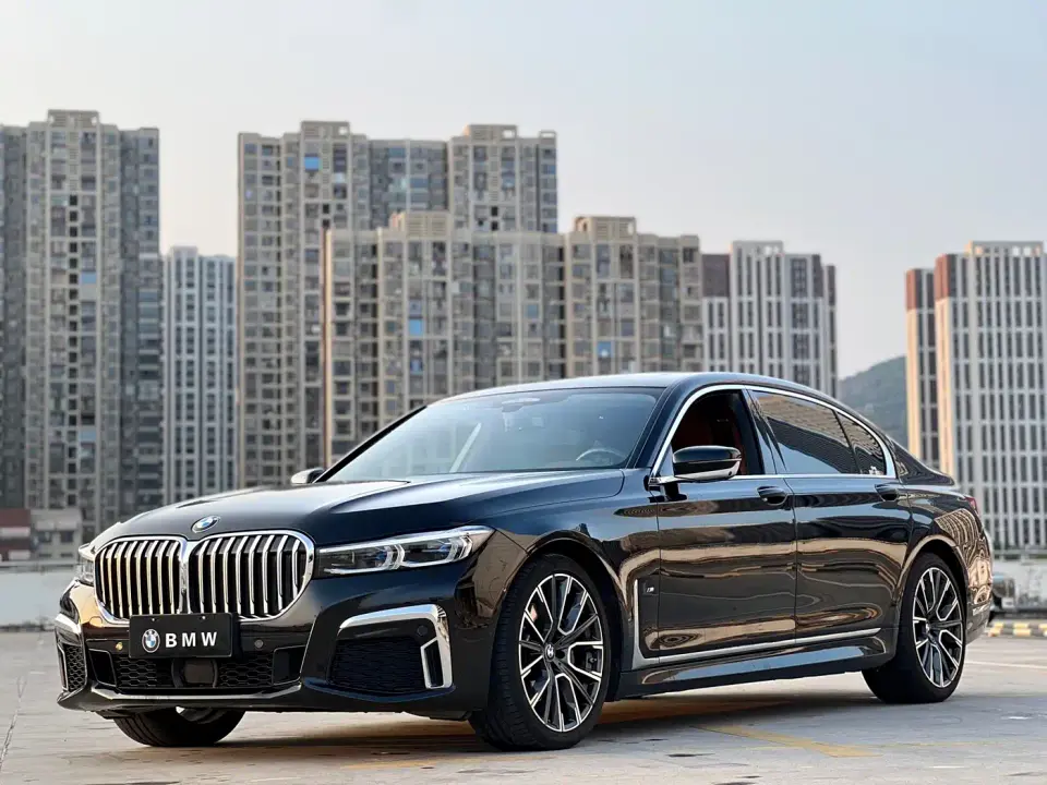 BMW 7 Series Model 740Li xDrive Executive M Sport Package 2021