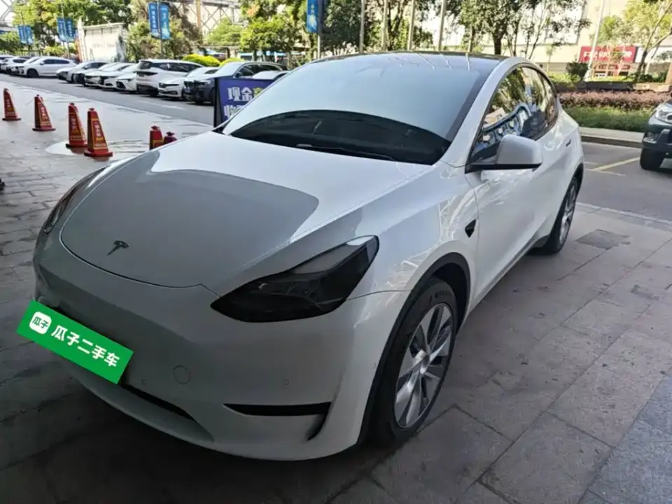 Tesla Model Y Facelift Rear-Wheel Drive Version 2023