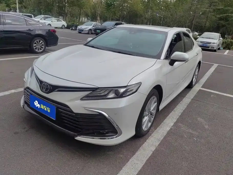 Toyota Camry 2.0G Luxury Edition 2023