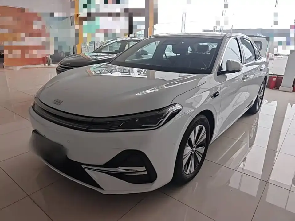 Geely Galaxy Galaxy A7 EM-i 150km Long Voyage Edition 2026