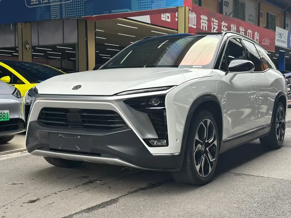 NIO ES8 Model 580KM Signature Edition 6-Seater 2022