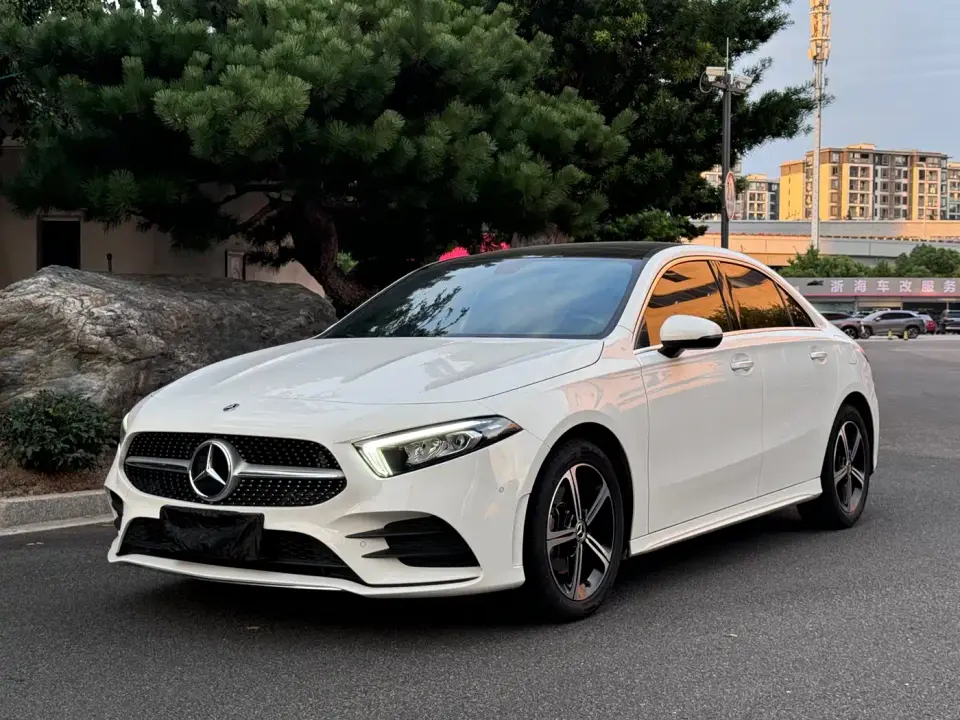 Mercedes-Benz A-Class A 200 L Sport Sedan Style 2022