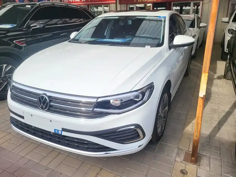 Volkswagen Bora 200TSI DSG Joy Ride PRO Edition 2025