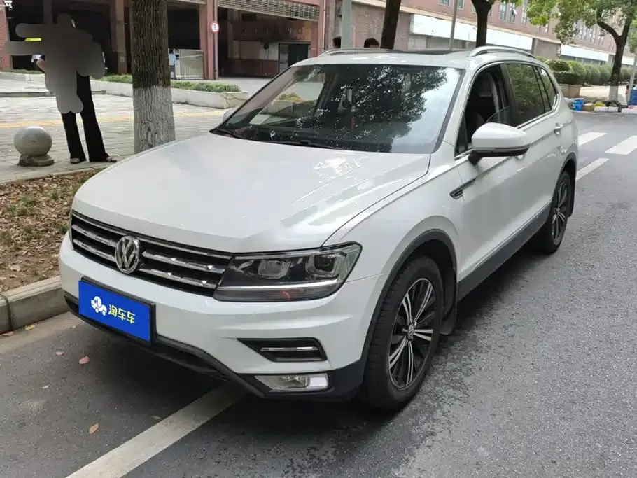 Volkswagen Tiguan L Facelift 330TSI Auto 2WD Panorama Comfort China VI 2019