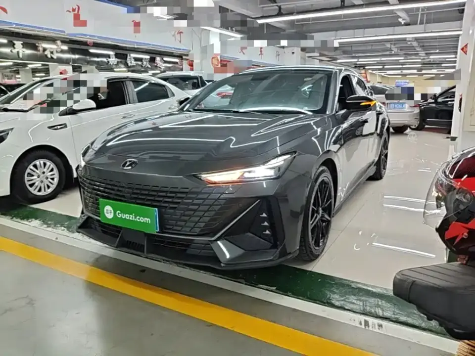 Changan UNI-V 1.5T Premium Model 2022