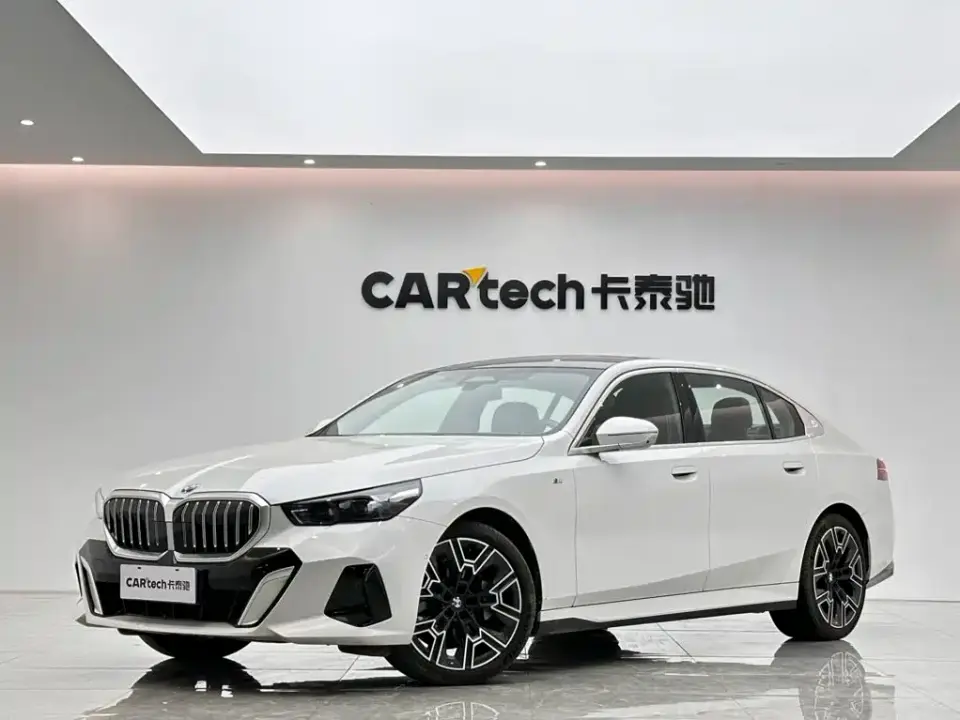 BMW 5 Series 530Li Premium M Sport Package 2025