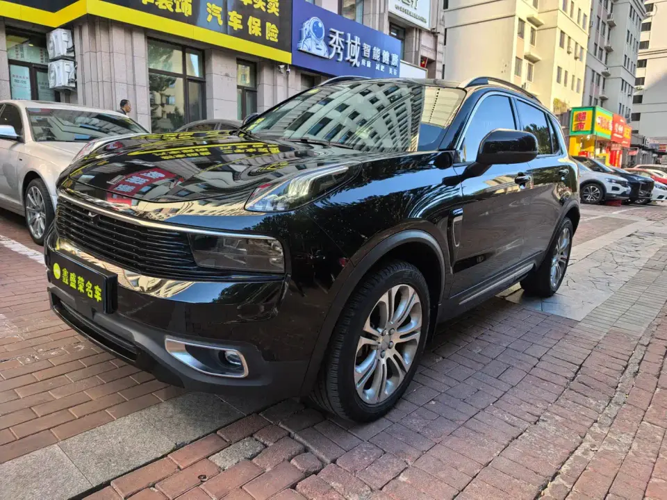 Lynk & Co 01 2.0T 2WD Pro Edition China V 2019