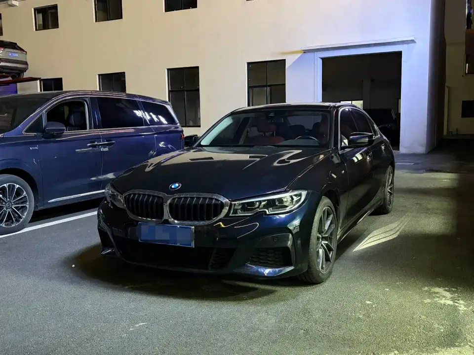 BMW 3 Series 325Li M Sport Package 2022