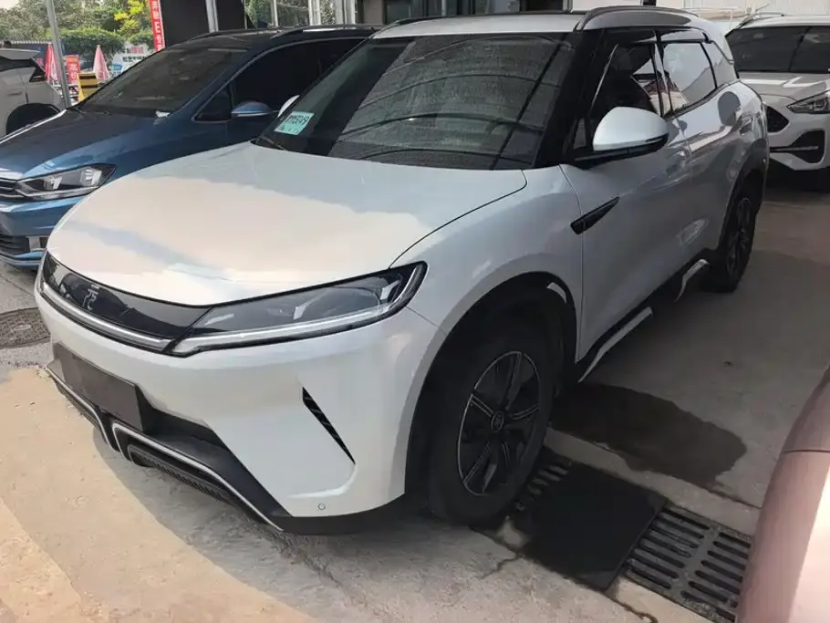BYD Yuan UP 401KM Leading Edition 2024