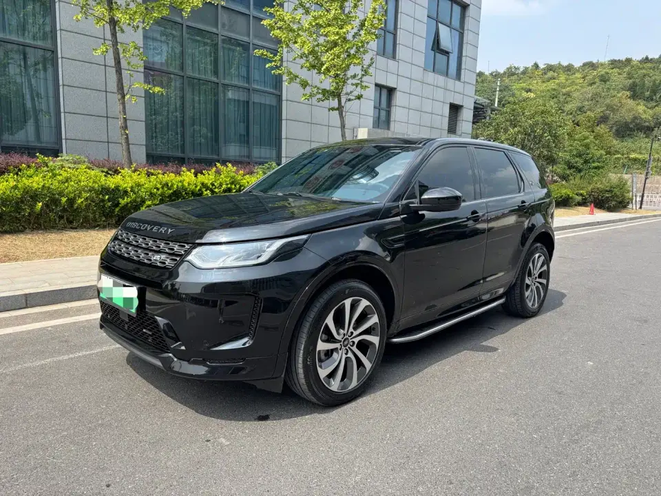 Land Rover Discovery Sport PHEV Model P300e Performance Technology Edition 2023