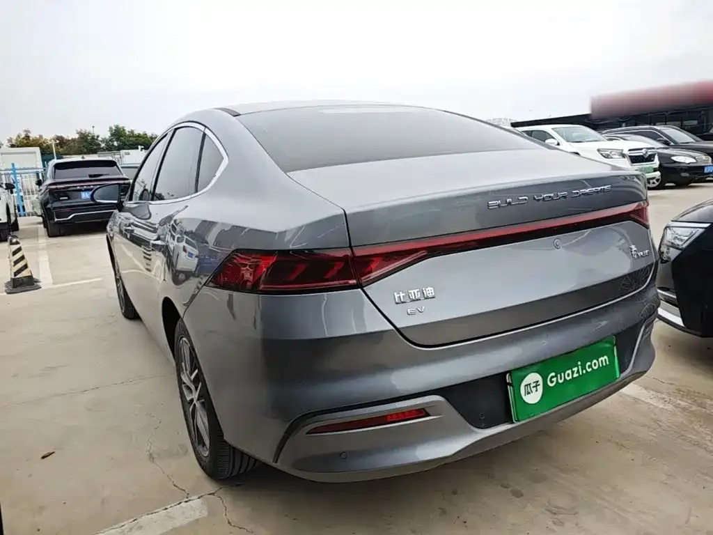 BYD Qin PLUS Glory Edition EV 510KM Leading 2024 — фото 23