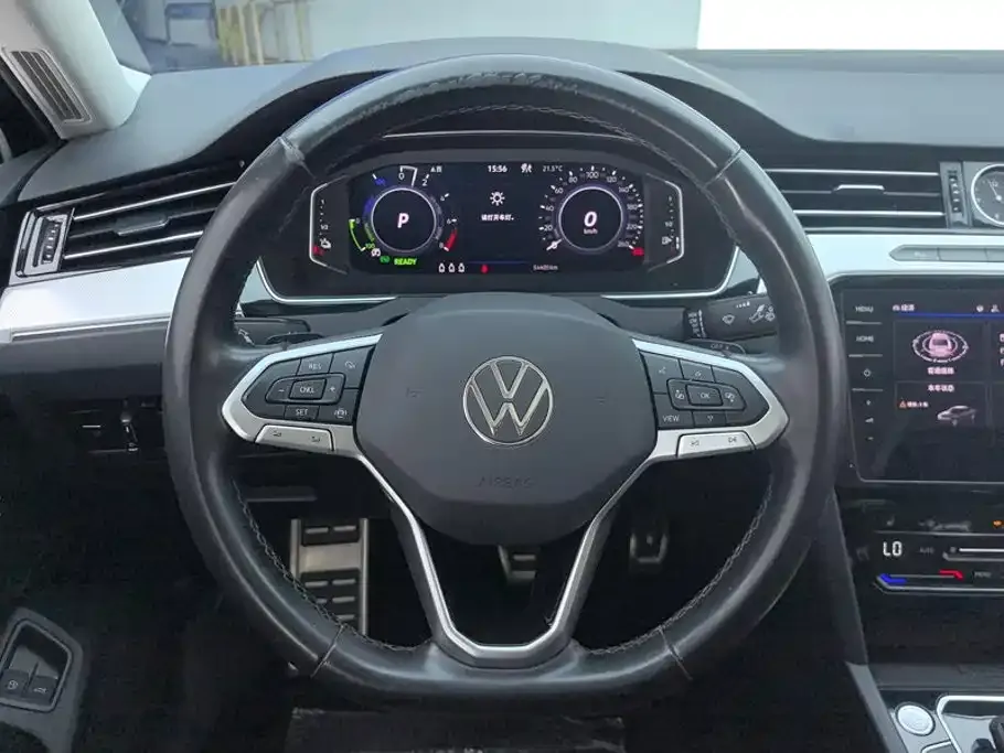 Volkswagen Magotan GTE Plug-in Hybrid GTE Luxury 2024 — фото 15