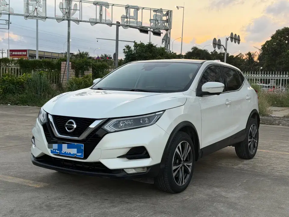 Nissan Qashqai 2.0L CVT Luxury Edition 2020