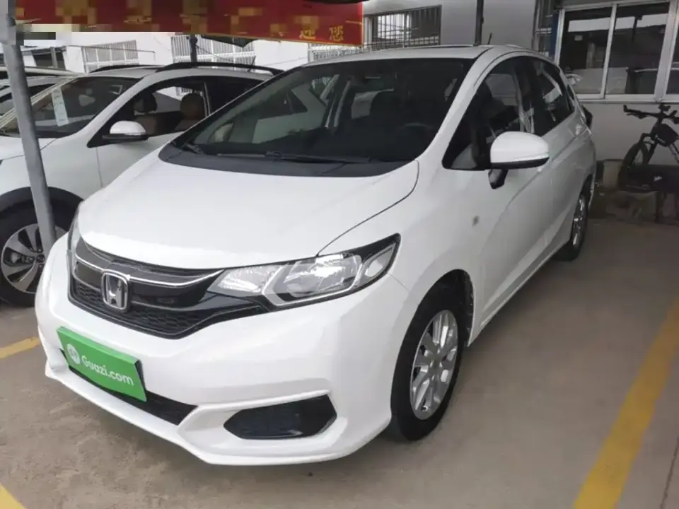 Honda Fit 1.5L CVT Comfort Sunroof Edition 2019