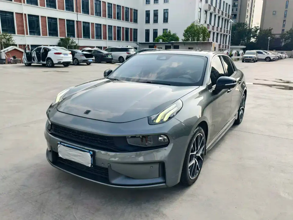 Lynk & Co 03 1.5TD DCT Jin Champion Edition 2021