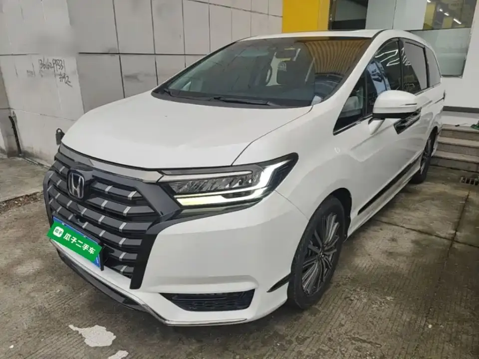 Honda Elysion 2.0L e:HEV Luxury First Edition 2023