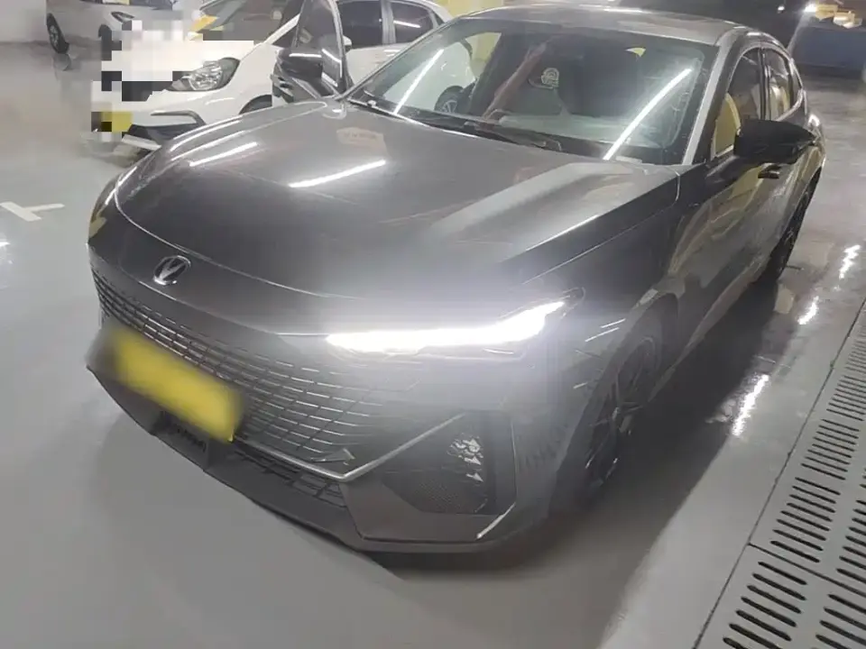 Changan UNI-V 1.5T Premium Edition 2024