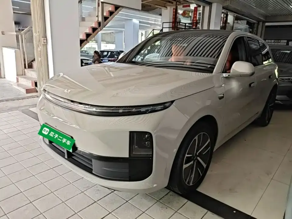 Li Auto L6 Pro 2024