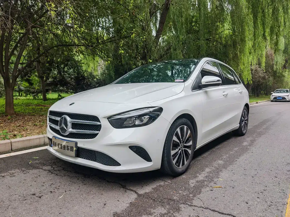 Mercedes-Benz B-Class B 200 Sport Edition 2022