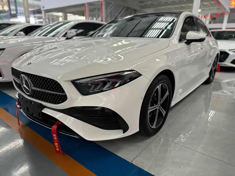 Mercedes-Benz A-Class Facelift A 200 L Fashion 2024