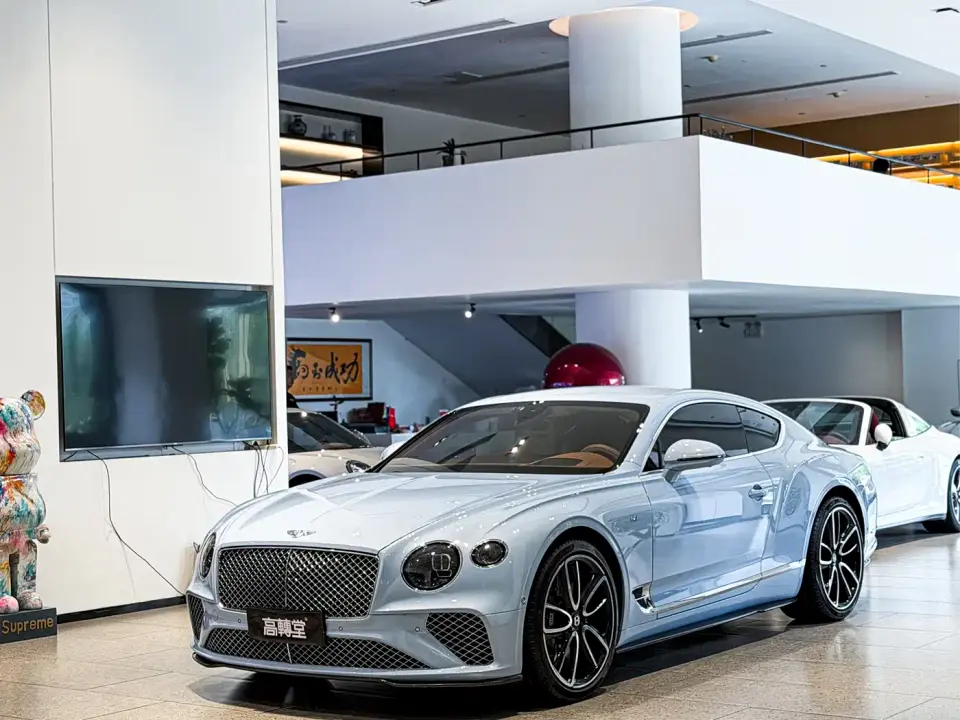 Bentley Continental 4.0T GT V8 2022