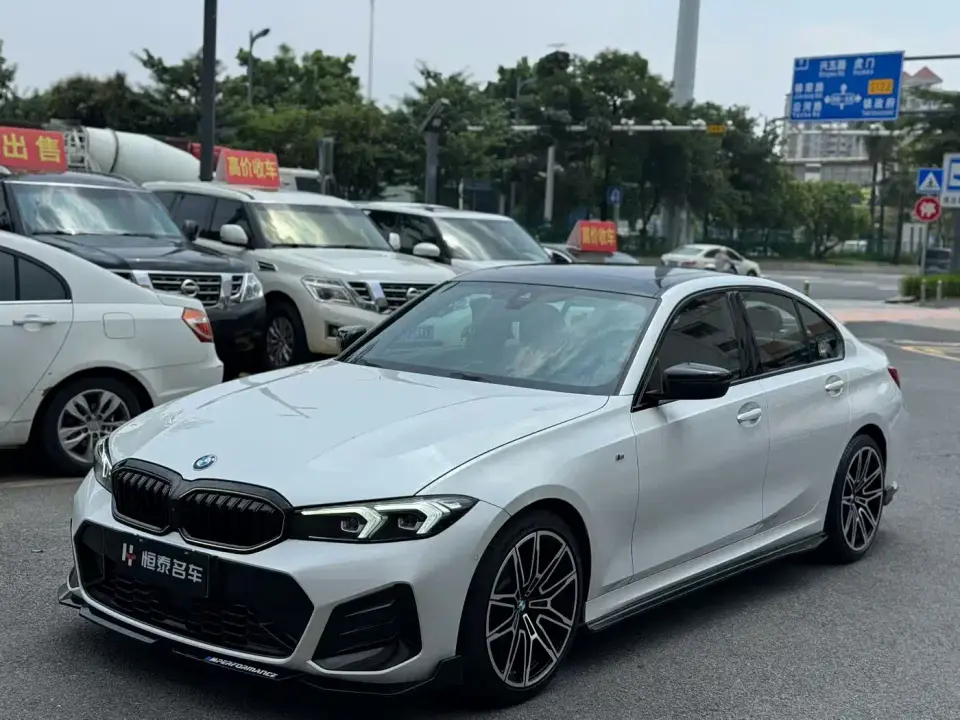 BMW 3 Series 330i M Sport Night Edition 2025