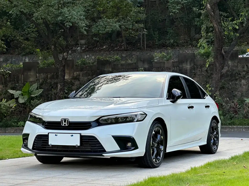 Honda Civic 240TURBO CVT Dynamic Edition 2024