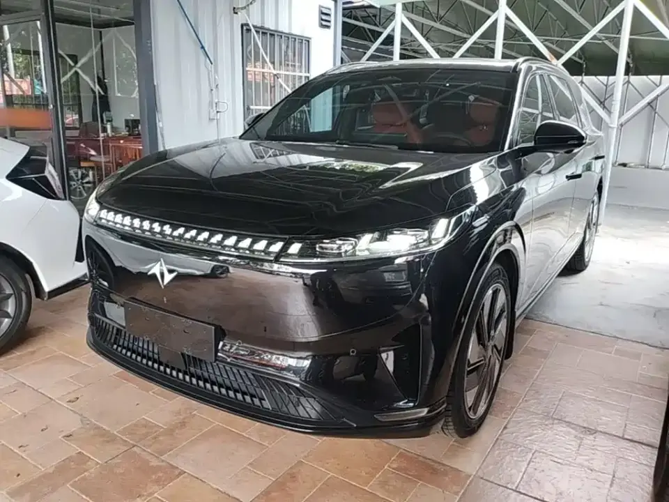 Dongfeng Yipai eπ008 210Max Range Extender 6-Seater 2024