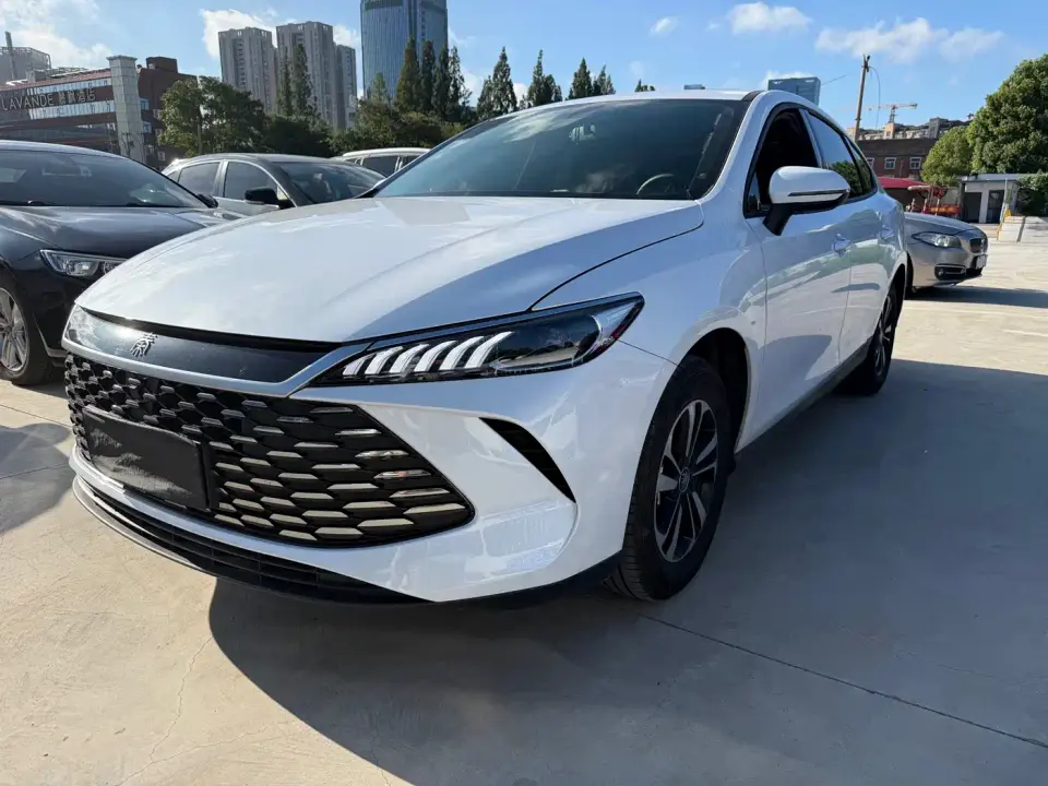 BYD Qin PLUS Model DM-i 210KM Progressive Edition 2026