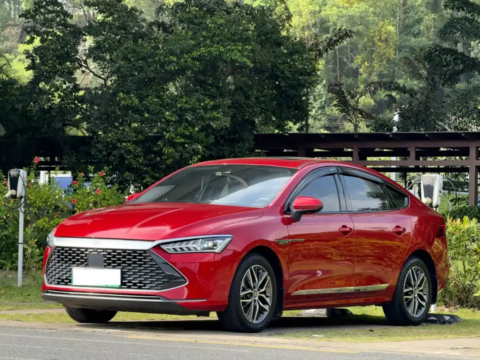 BYD Qin PLUS DM-i 120KM Flagship 2022