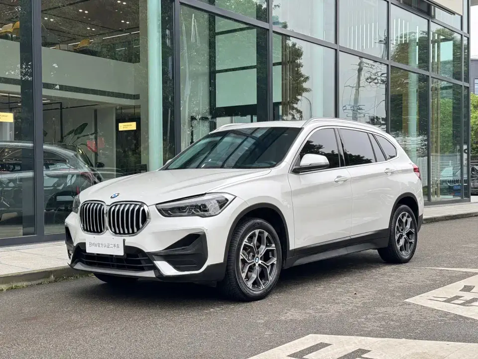 BMW X1 sDrive25Li Leading 2021
