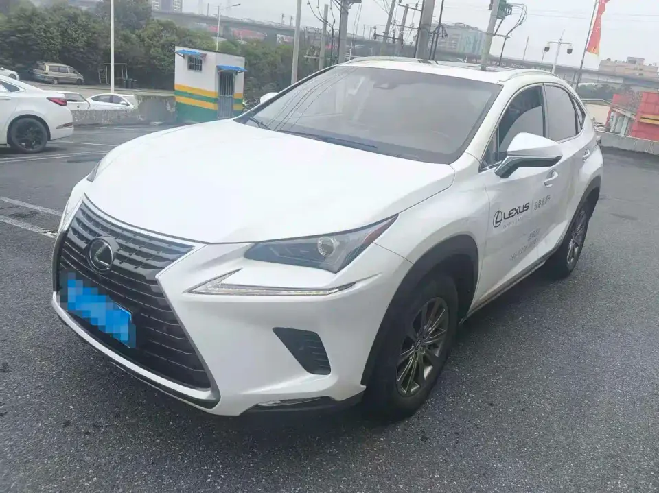 Lexus NX 300h FWD F Sport China VI 2020