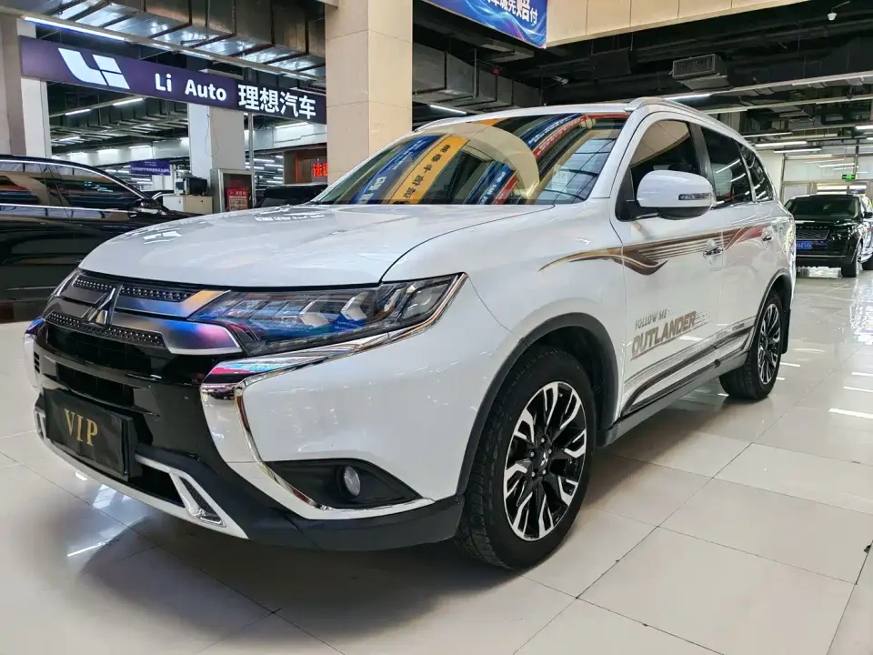 Mitsubishi Outlander 2.4L 4WD Deluxe Edition 5-Seater China VI 2019