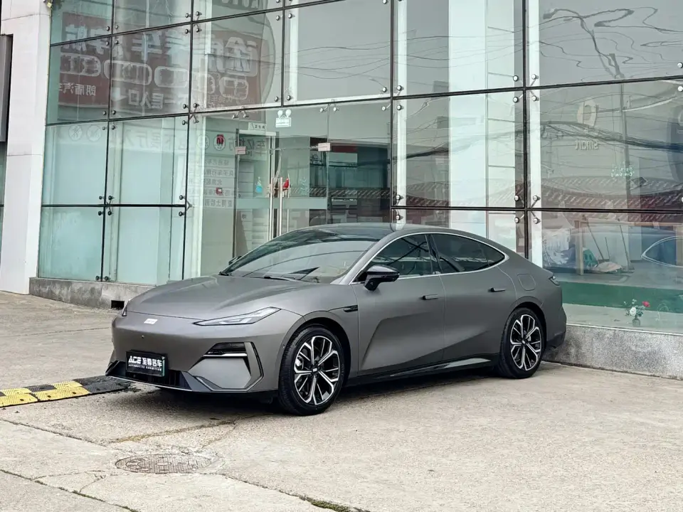 Geely Galaxy Galaxy E8 575km Exploration Smart Drive Edition 2025