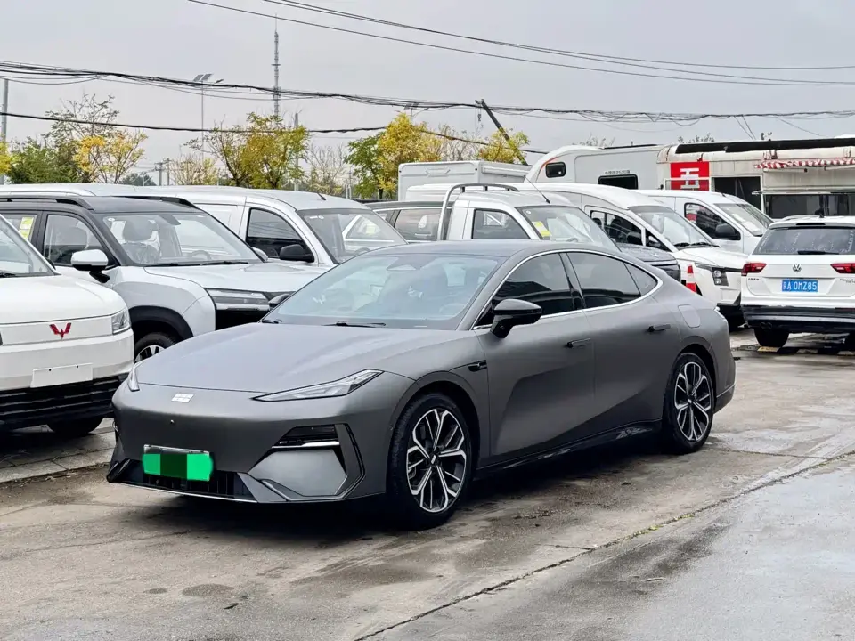Geely Galaxy Galaxy E8 575km Exploration Smart Drive Edition 2025